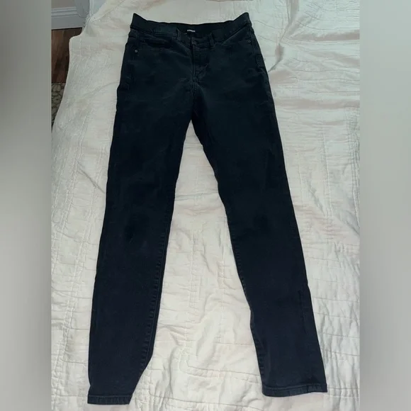 Express - Picture 2 of 4